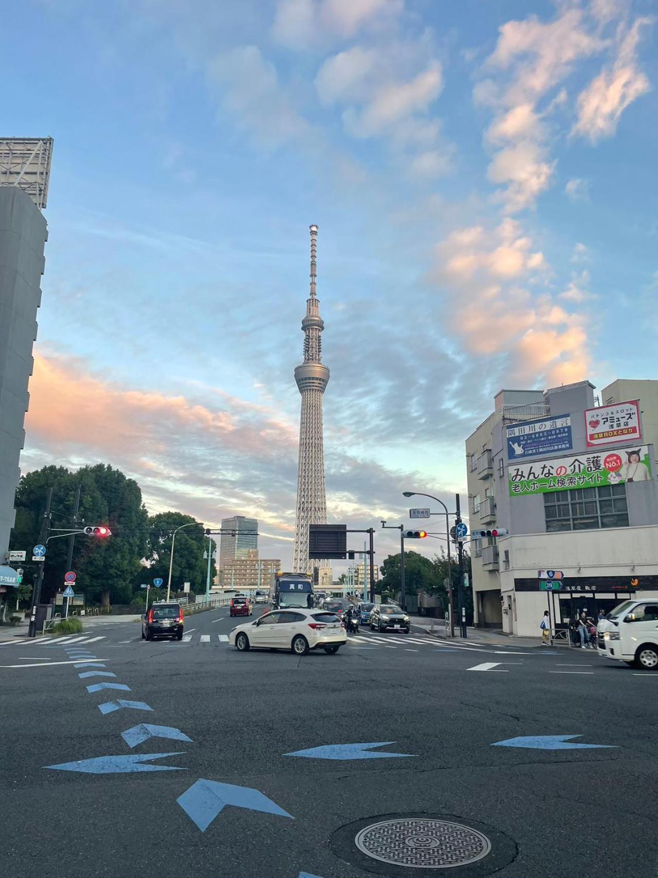Calum Asakusa Imado Tokyoカルム浅草今戸ツインルーム新築民泊東京浅草隅田川今戸神社近くスカイツリー見えるコンビニコインランドリー近くある浅草駅まで徒歩圏内アクセス便利成田空港羽田空港銀座渋谷東京駅直通 ภายนอก รูปภาพ